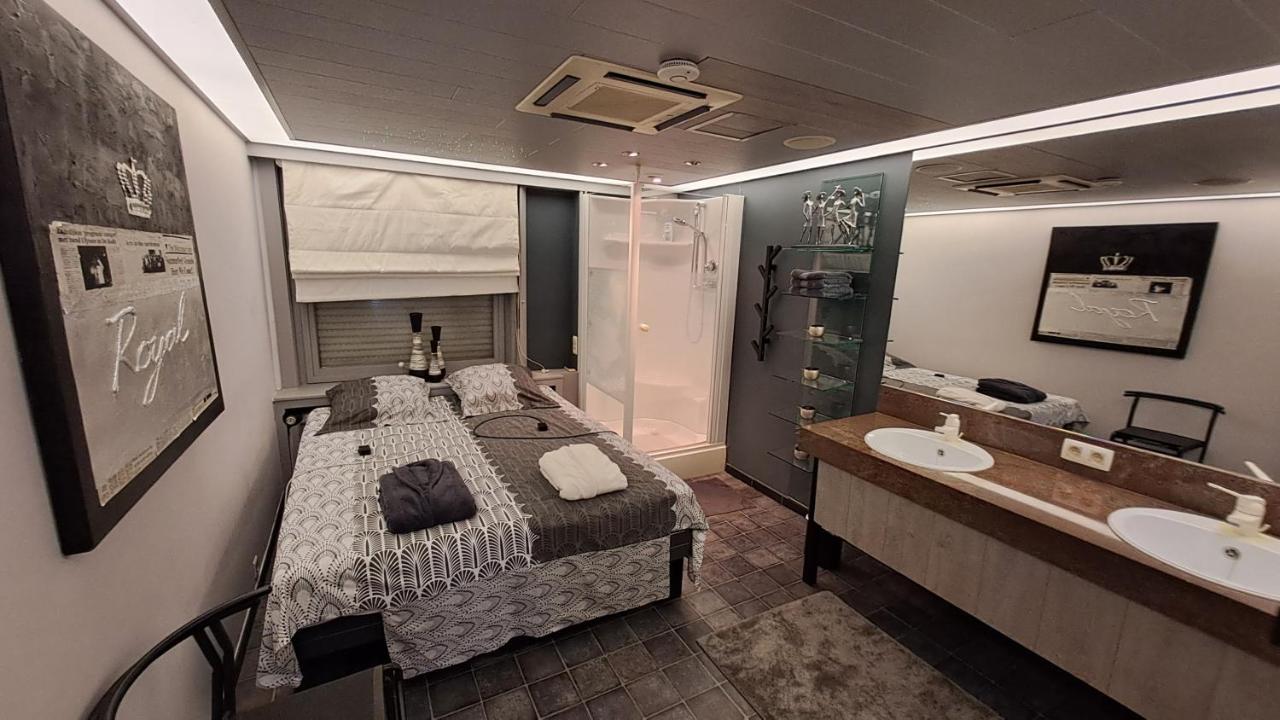 Beautyd Grey Room Centrum Gullegem Вевельгем Экстерьер фото